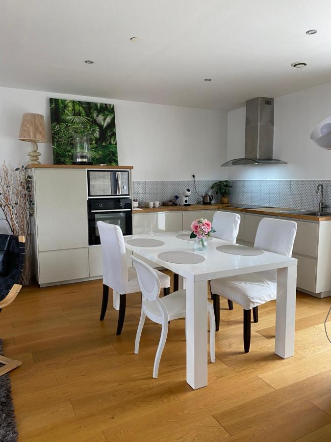 דירות סנון Jasmin House מראה חיצוני תמונה